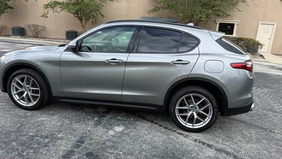 2018 Alfa Romeo Stelvio - Image 9 of 17