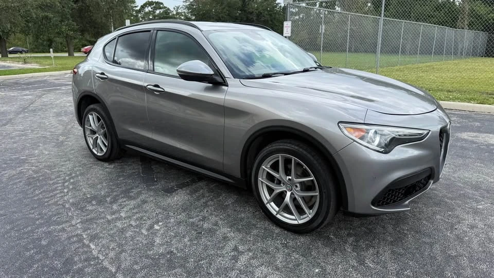 2018 Alfa Romeo Stelvio - Image 4 of 17