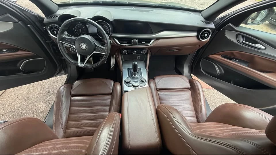 2018 Alfa Romeo Stelvio - Image 13 of 17