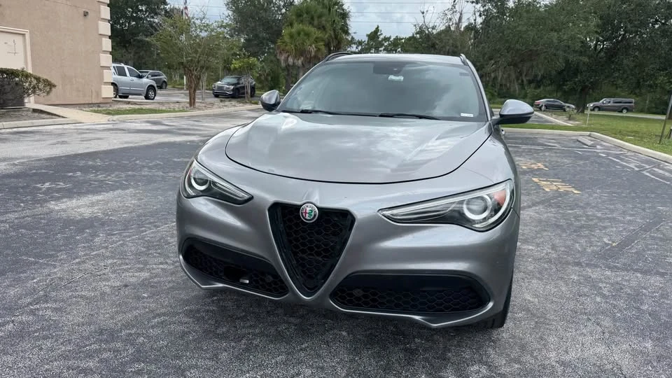 2018 Alfa Romeo Stelvio - Image 9 of 16