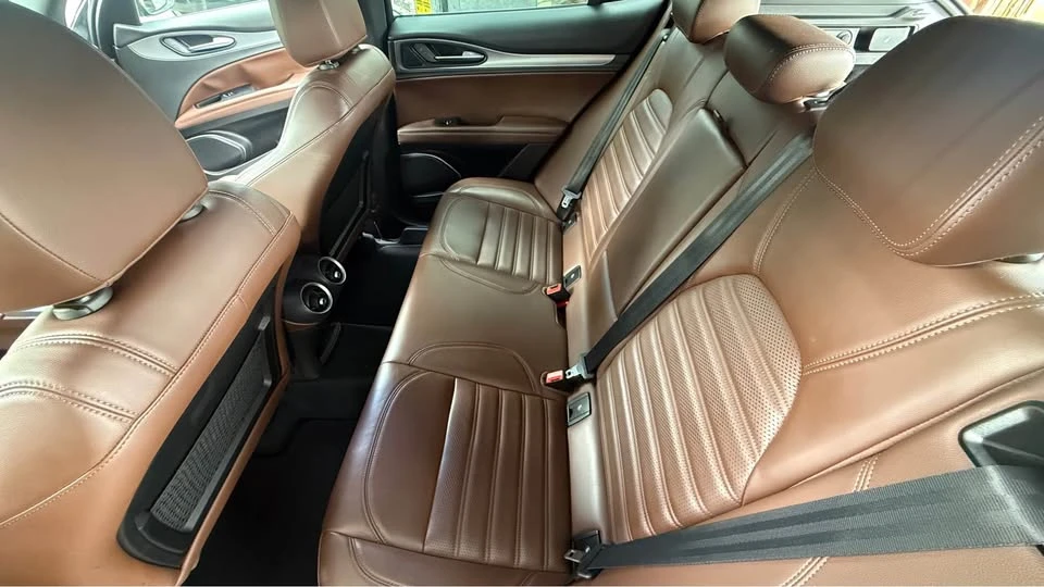 2018 Alfa Romeo Stelvio - Image 14 of 16