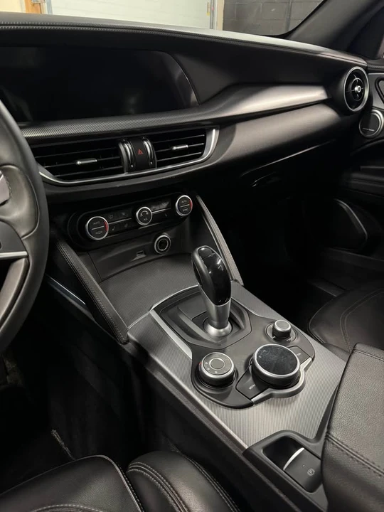 2018 Alfa Romeo Stelvio - Image 14 of 20