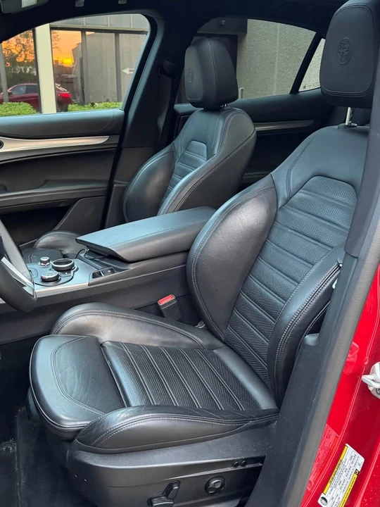 2018 Alfa Romeo Stelvio - Image 10 of 20