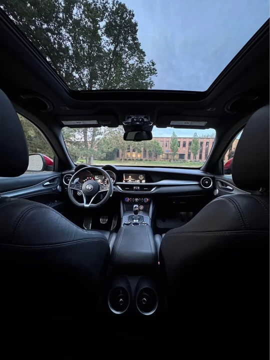 2018 Alfa Romeo Stelvio - Image 12 of 20