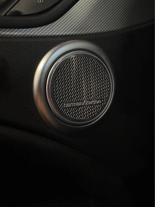 2018 Alfa Romeo Stelvio - Image 17 of 20