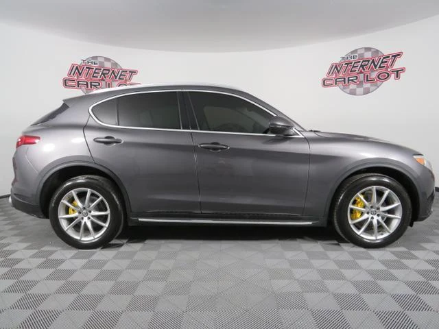 2018 Alfa Romeo Stelvio - Image 8 of 12