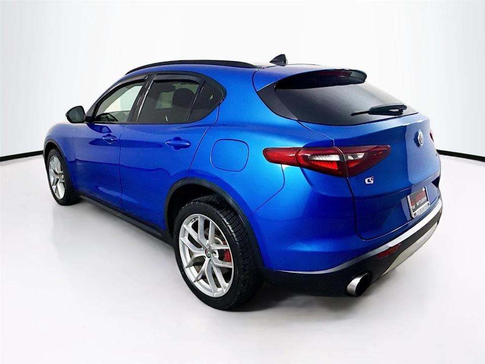 2018 Alfa Romeo Stelvio - Image 5 of 21