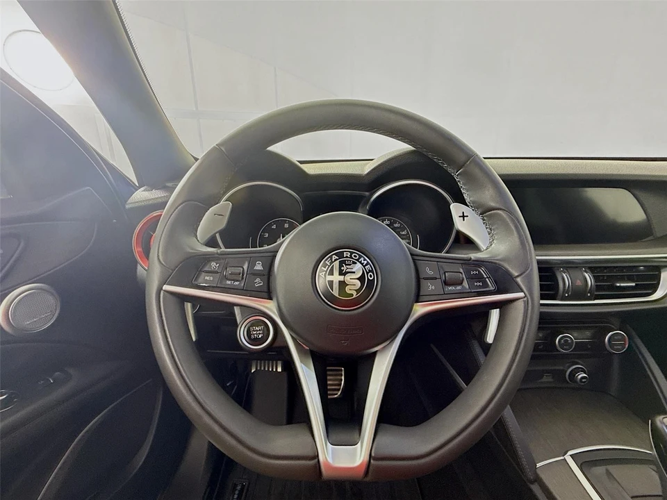 2018 Alfa Romeo Stelvio - Image 8 of 20