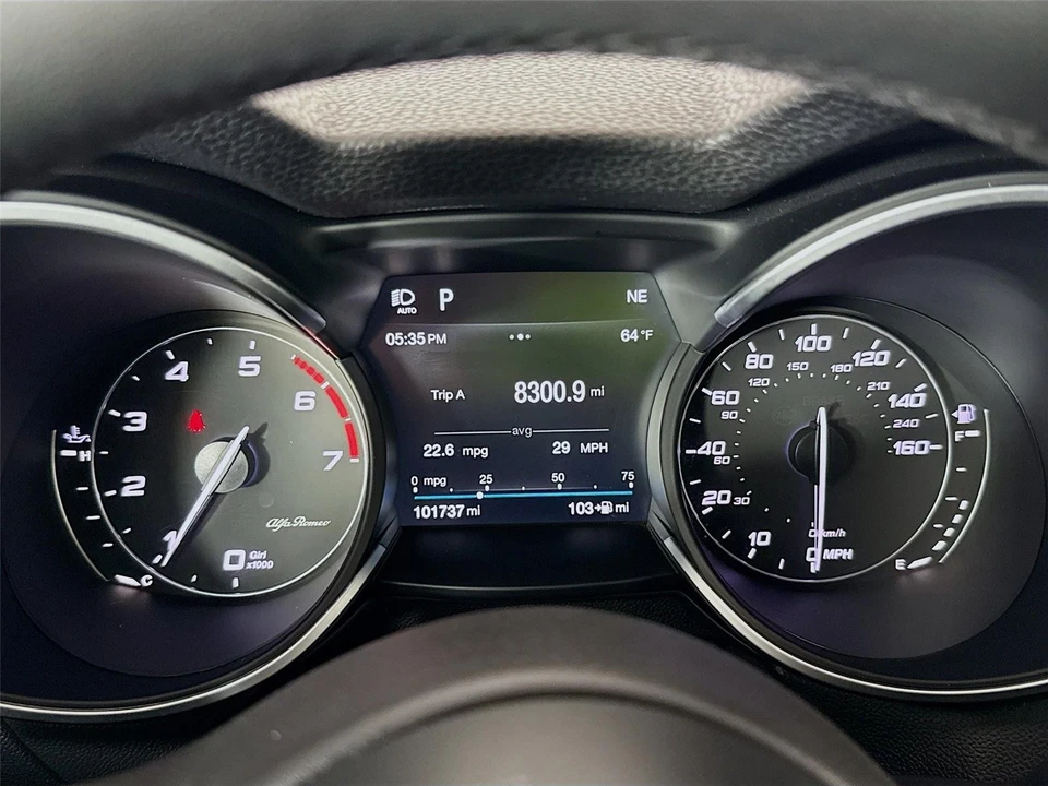 2018 Alfa Romeo Stelvio - Image 11 of 21