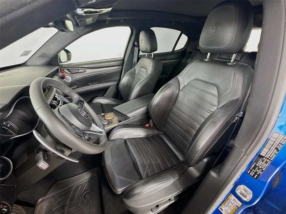 2018 Alfa Romeo Stelvio - Image 18 of 20