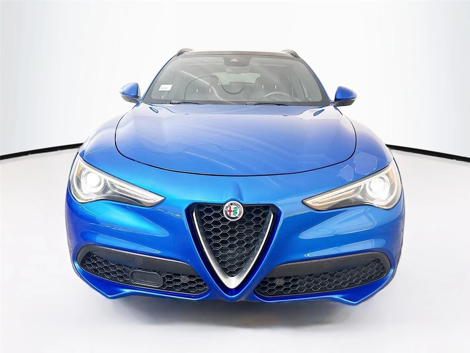 2018 Alfa Romeo Stelvio - Image 2 of 20