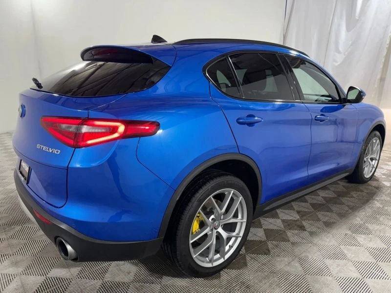 2018 Alfa Romeo Stelvio - Image 10 of 12