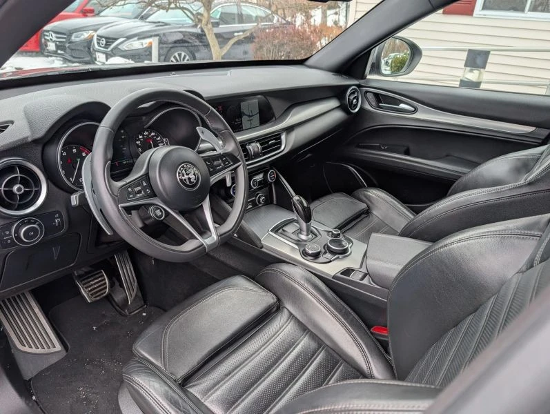 2018 Alfa Romeo Stelvio - Image 8 of 12