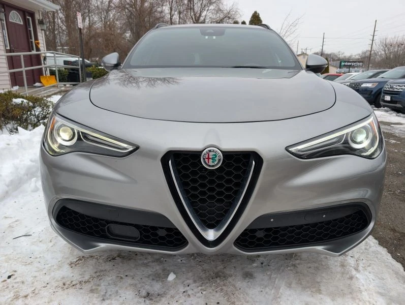 2018 Alfa Romeo Stelvio - Image 5 of 12