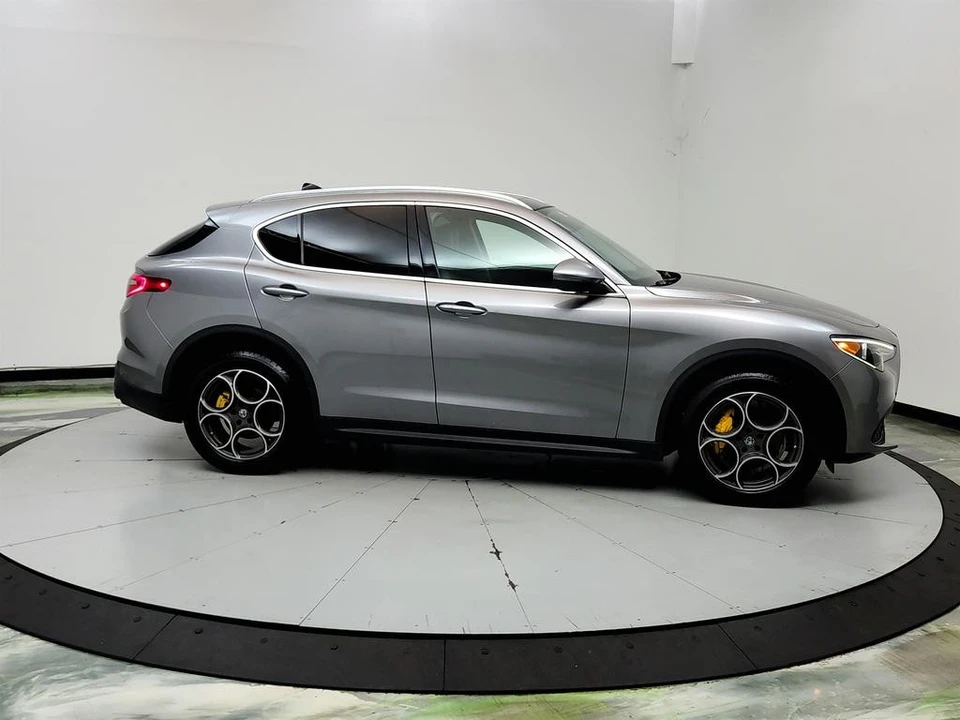 2018 Alfa Romeo Stelvio - Image 4 of 31