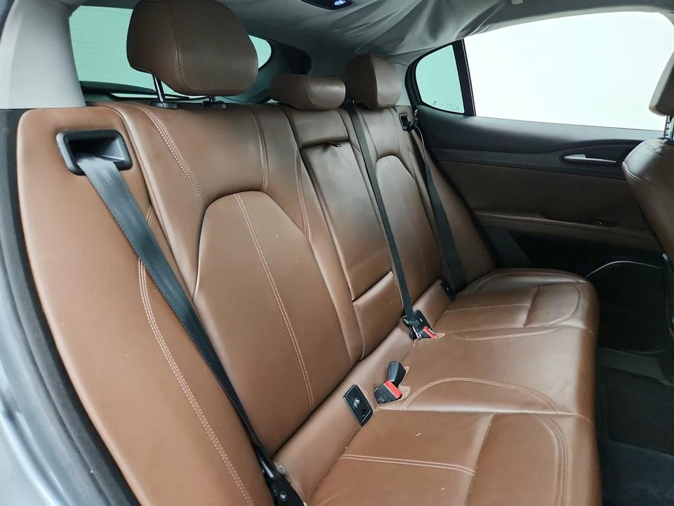 2018 Alfa Romeo Stelvio - Image 29 of 31