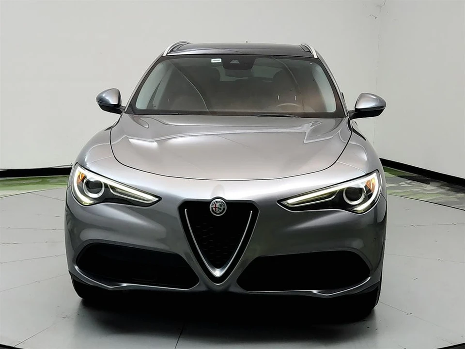2018 Alfa Romeo Stelvio - Image 2 of 31