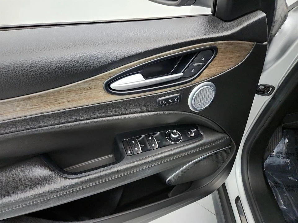 2018 Alfa Romeo Stelvio - Image 20 of 21