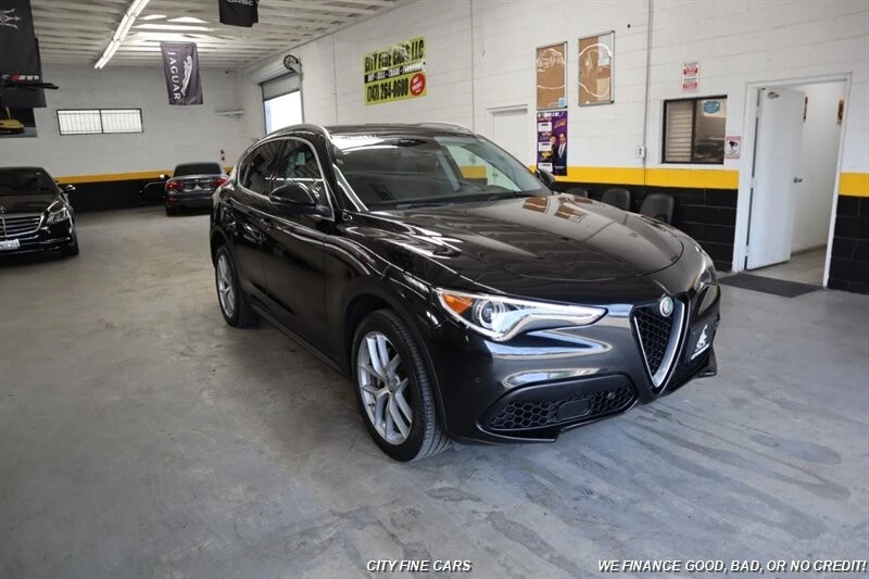 2018 Alfa Romeo Stelvio - Image 13 of 31