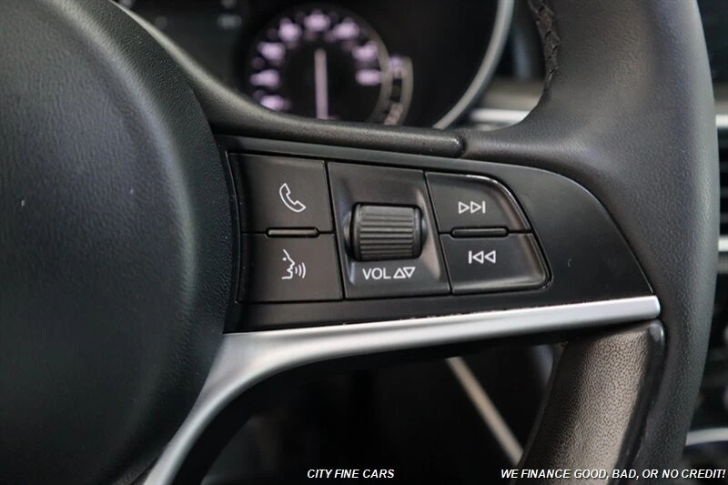 2018 Alfa Romeo Stelvio - Image 18 of 31