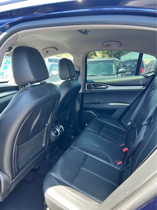2018 Alfa Romeo Stelvio - Image 12 of 13