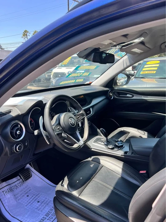 2018 Alfa Romeo Stelvio - Image 9 of 13