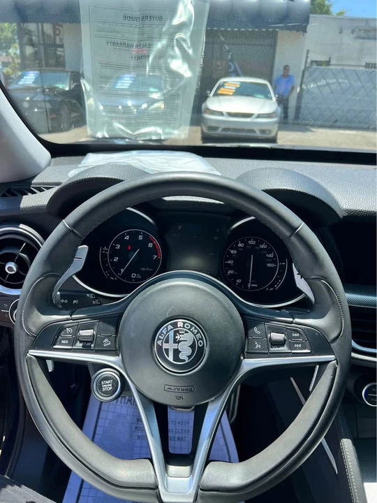 2018 Alfa Romeo Stelvio - Image 10 of 13