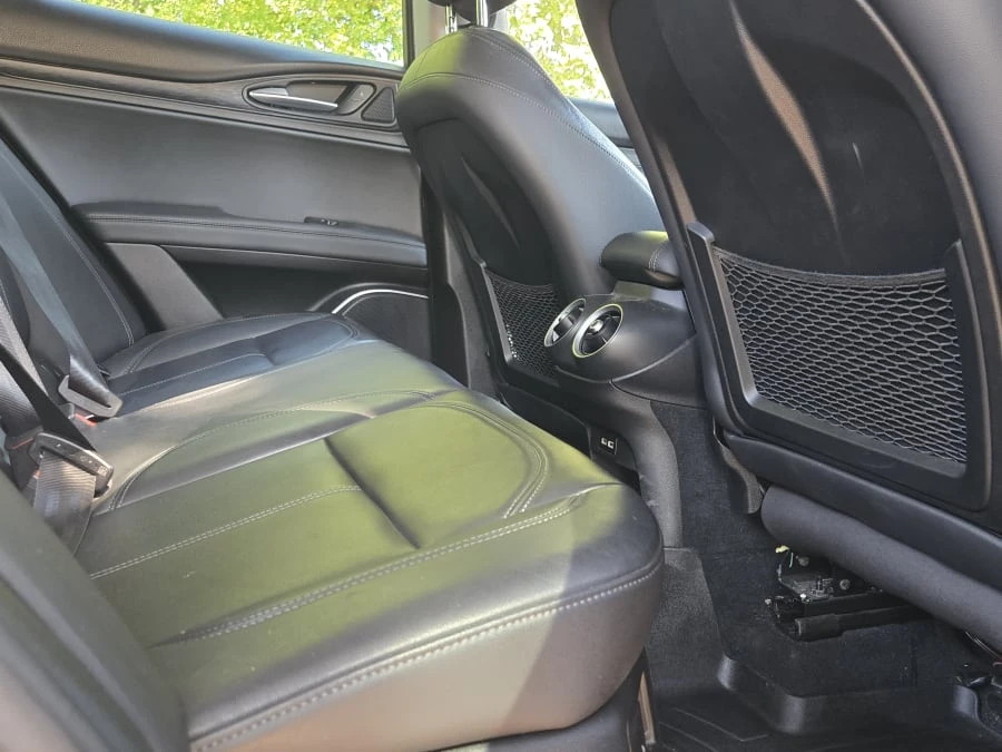 2018 Alfa Romeo Stelvio - Image 12 of 23