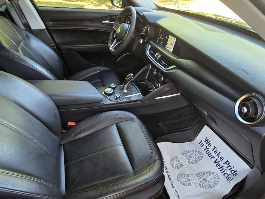 2018 Alfa Romeo Stelvio - Image 9 of 23