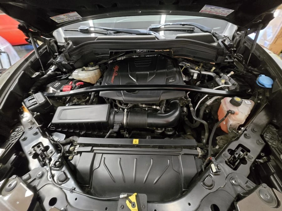 2018 Alfa Romeo Stelvio - Image 17 of 23