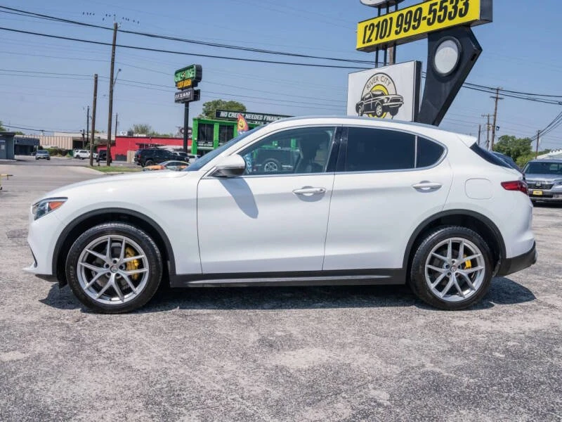 2018 Alfa Romeo Stelvio - Image 7 of 15