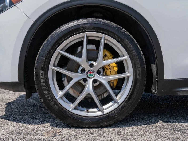 2018 Alfa Romeo Stelvio - Image 15 of 15