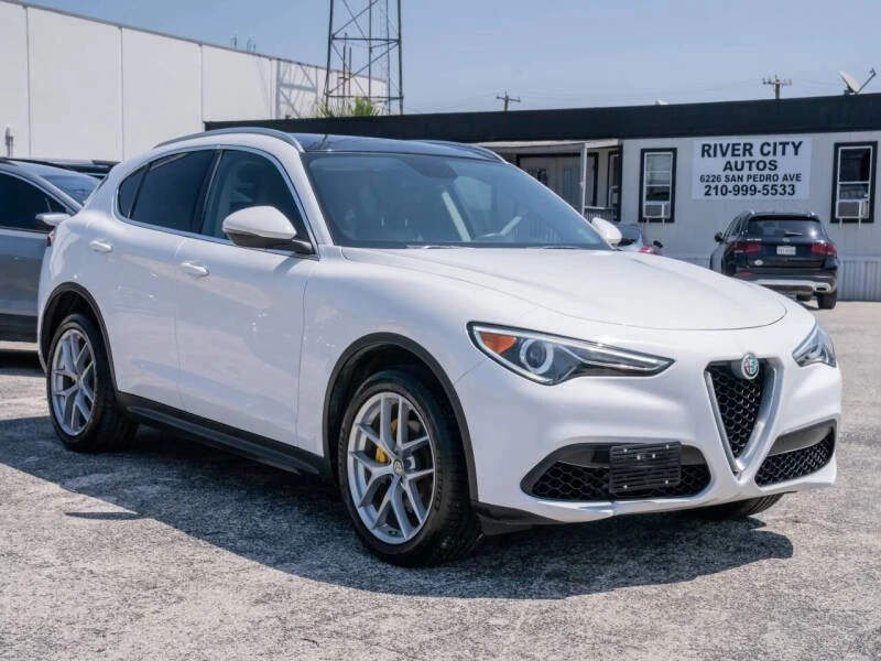 2018 Alfa Romeo Stelvio - Image 3 of 15