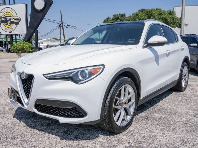 2018 Alfa Romeo Stelvio - Image 4 of 15