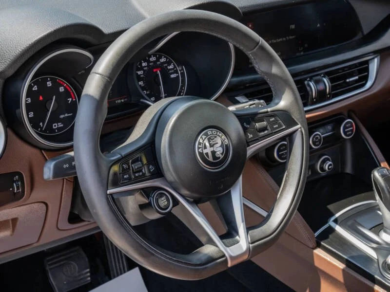 2018 Alfa Romeo Stelvio - Image 8 of 15