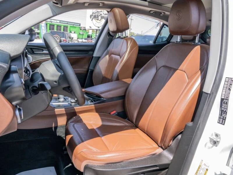 2018 Alfa Romeo Stelvio - Image 13 of 15