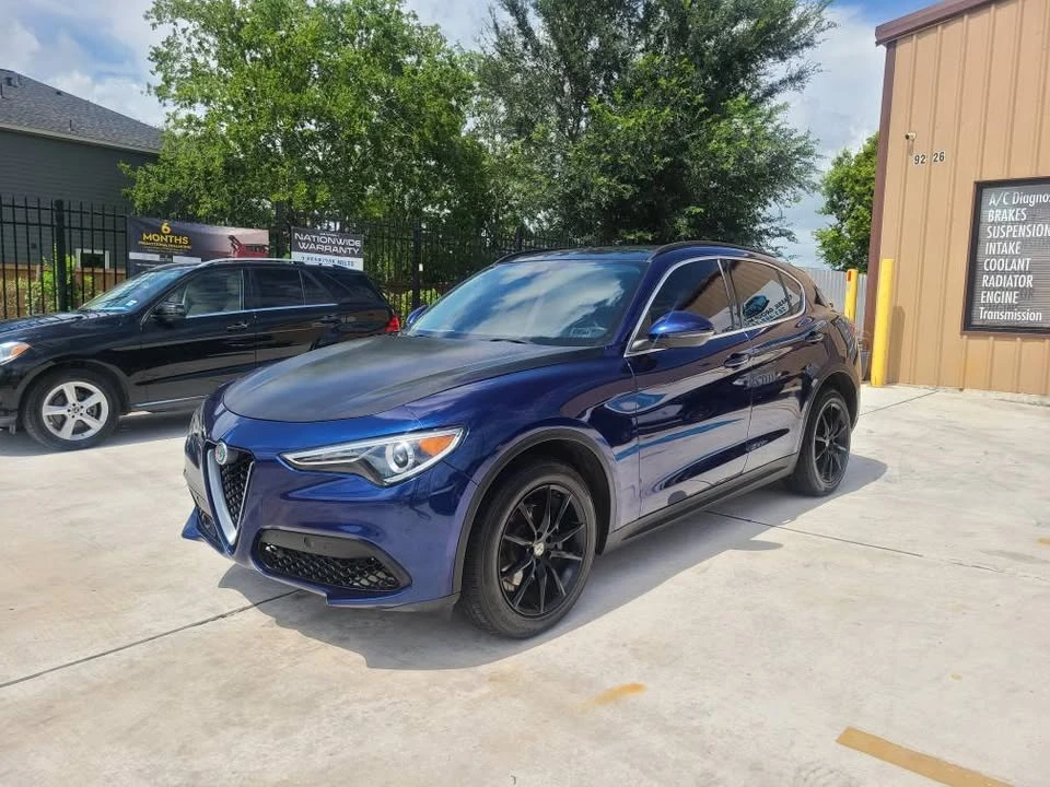 2018 Alfa Romeo Stelvio - Image 2 of 20