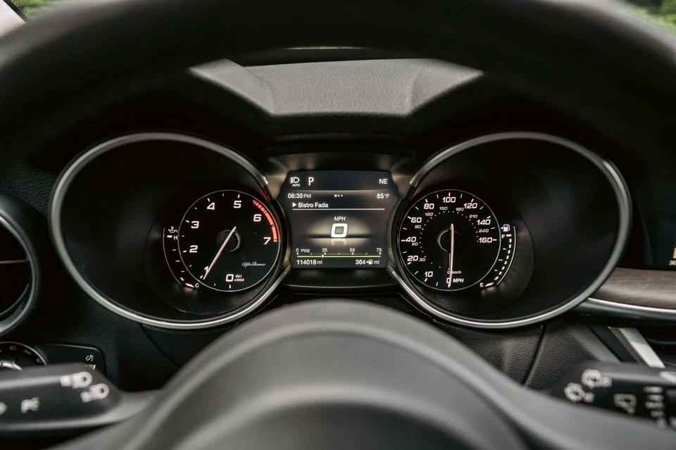 2018 Alfa Romeo Stelvio - Image 14 of 20