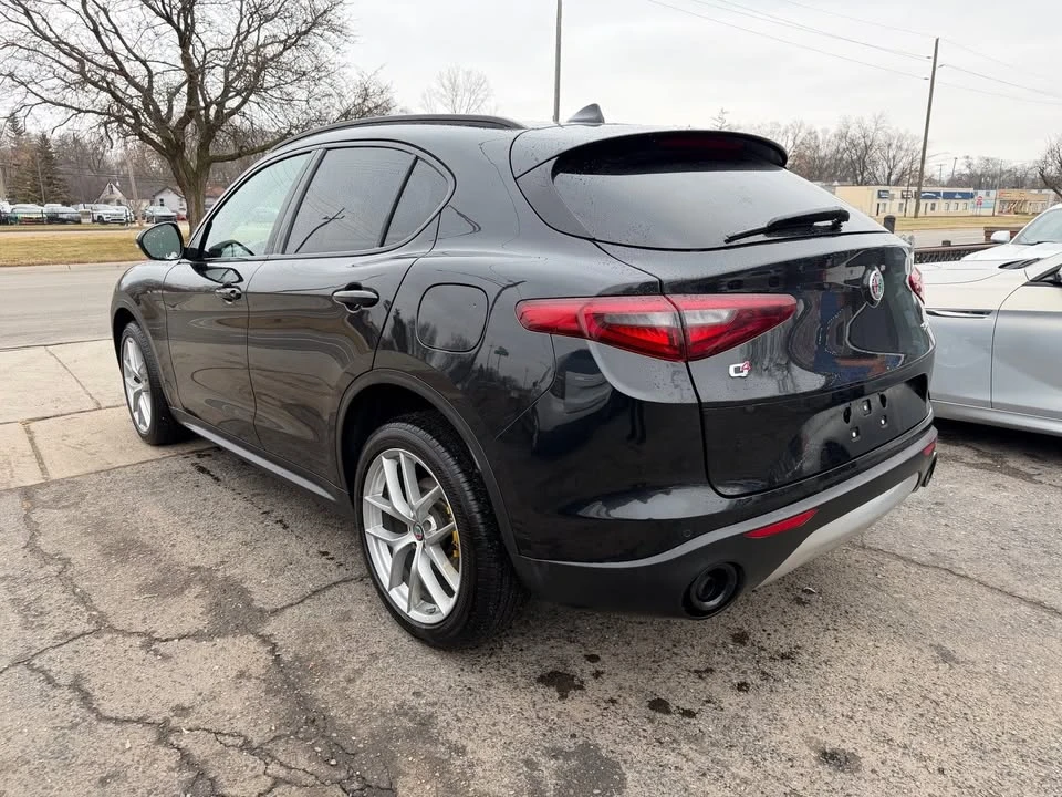 2018 Alfa Romeo Stelvio - Image 4 of 10