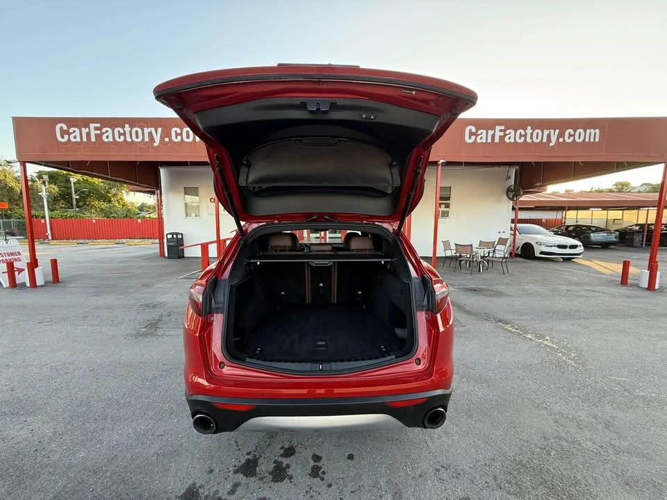 2018 Alfa Romeo Stelvio - Image 11 of 20
