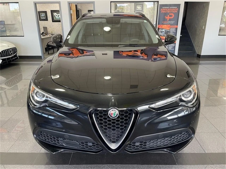 2018 Alfa Romeo Stelvio - Image 9 of 31