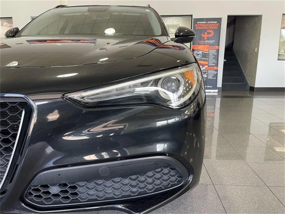 2018 Alfa Romeo Stelvio - Image 10 of 31