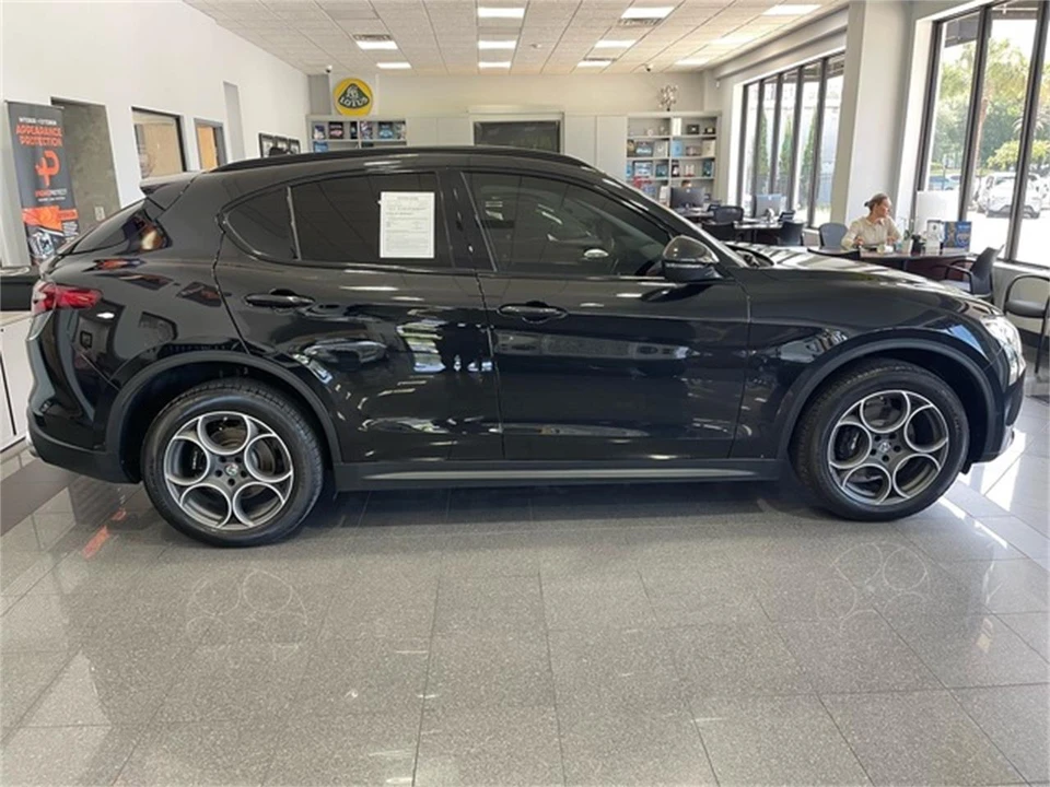 2018 Alfa Romeo Stelvio - Image 6 of 31