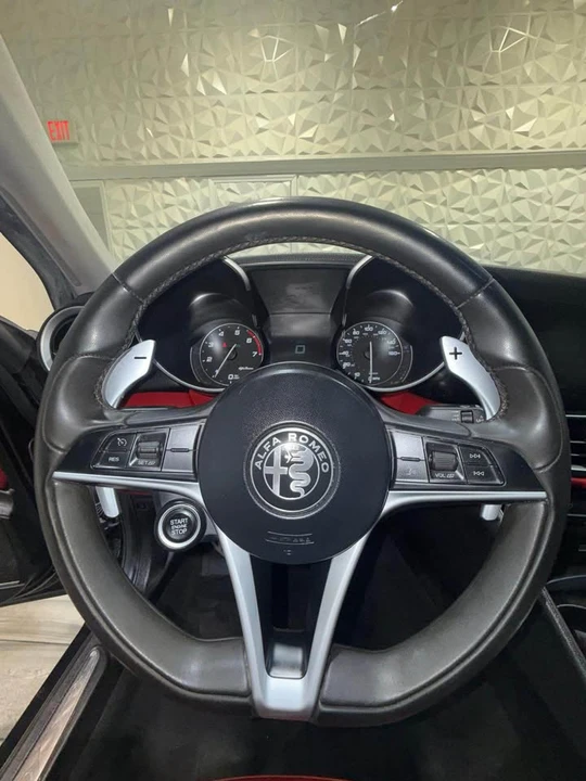 2018 Alfa Romeo Giulia - Image 3 of 14