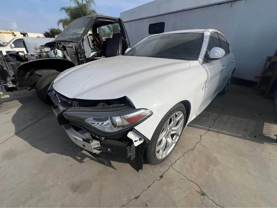 2018 Alfa Romeo Giulia - Image 6 of 6
