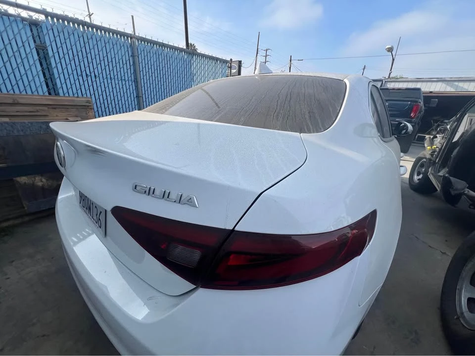 2018 Alfa Romeo Giulia - Image 5 of 6