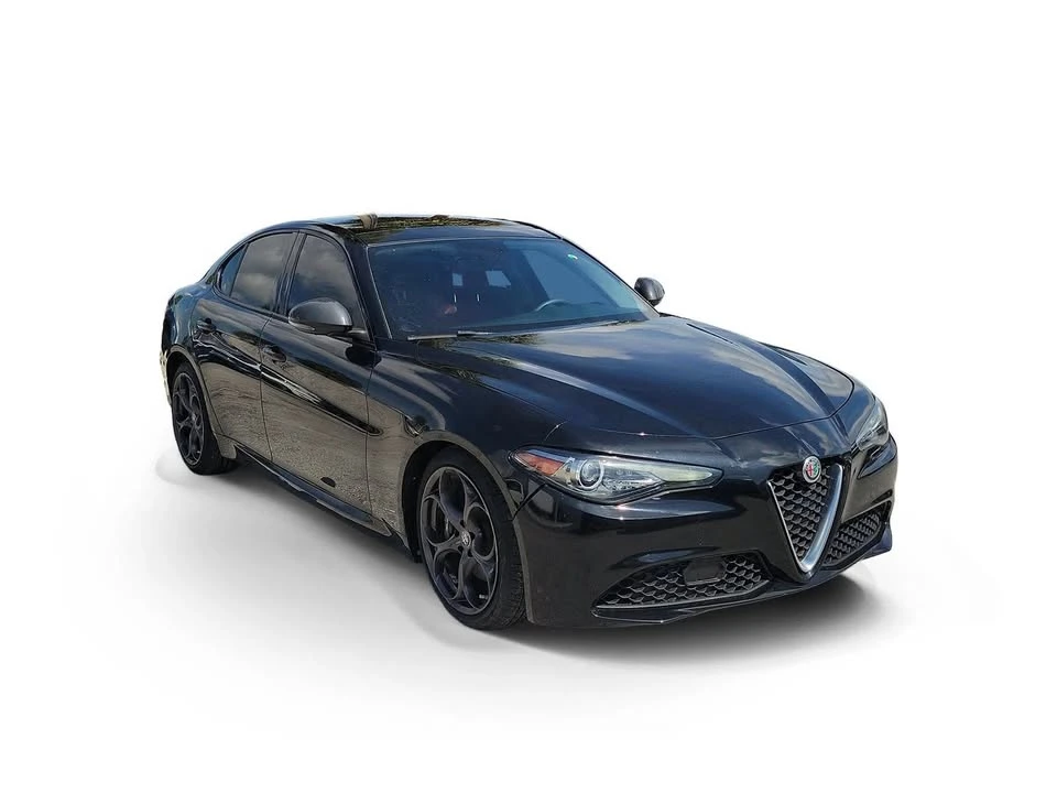 2018 Alfa Romeo Giulia - Image 19 of 20