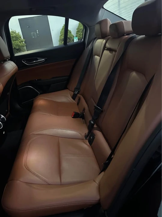 2018 Alfa Romeo Giulia - Image 4 of 8