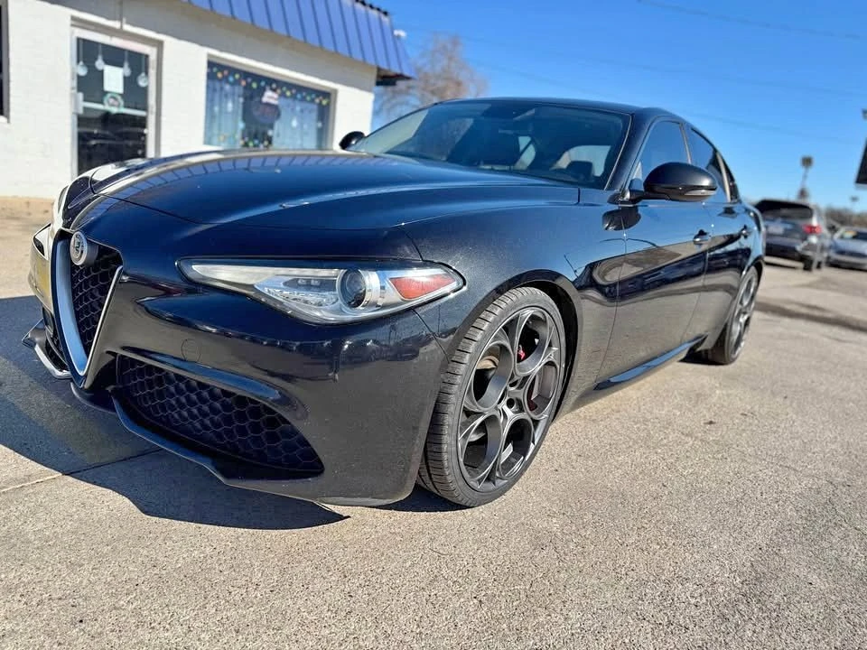2018 Alfa Romeo Giulia - Image 2 of 14