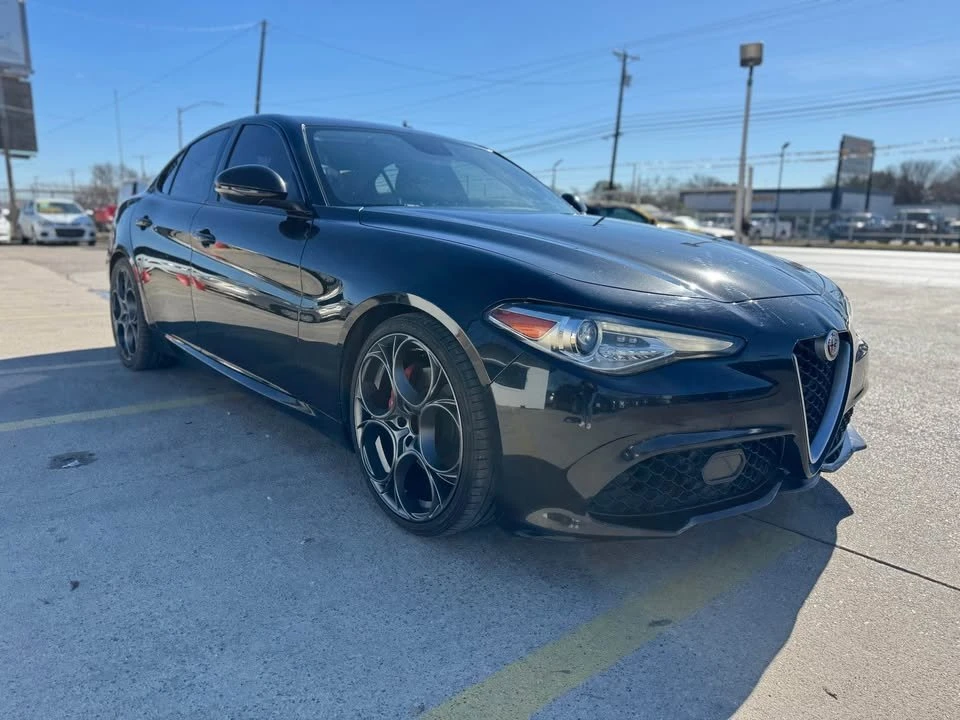 2018 Alfa Romeo Giulia - Image 3 of 12